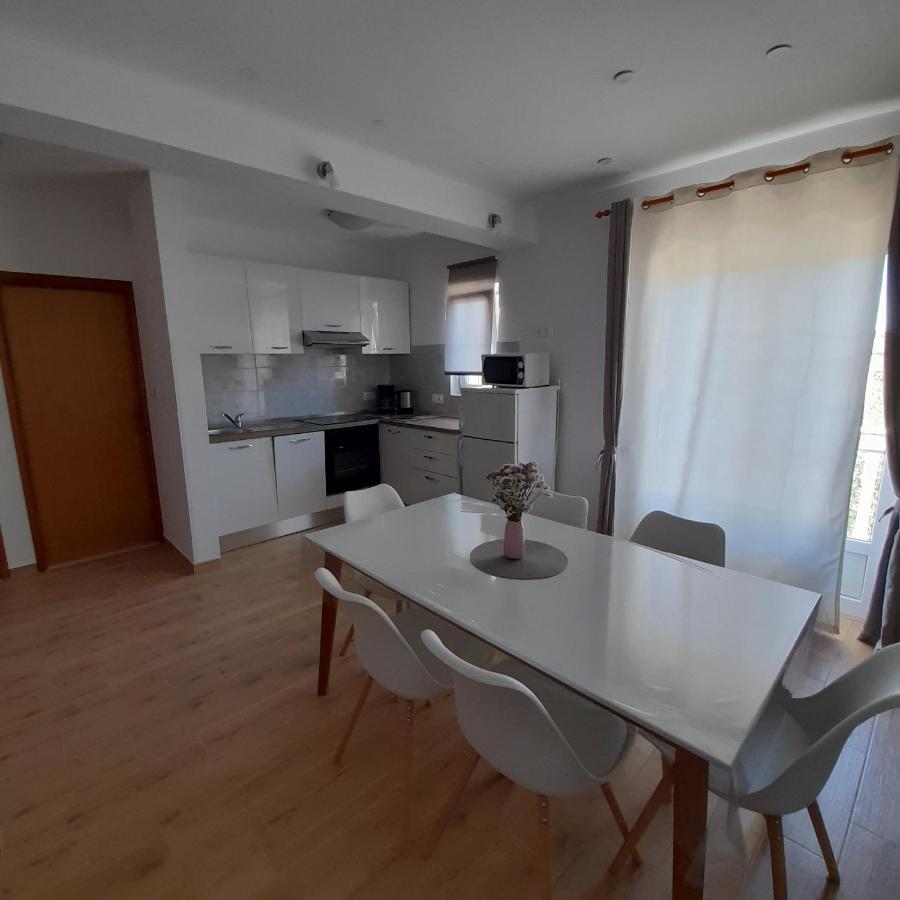 Apartments Filipovic Biograd Na Moru Exterior photo