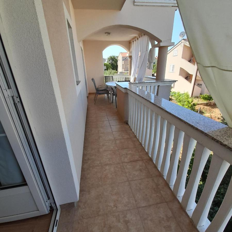 Apartments Filipovic Biograd Na Moru Exterior photo