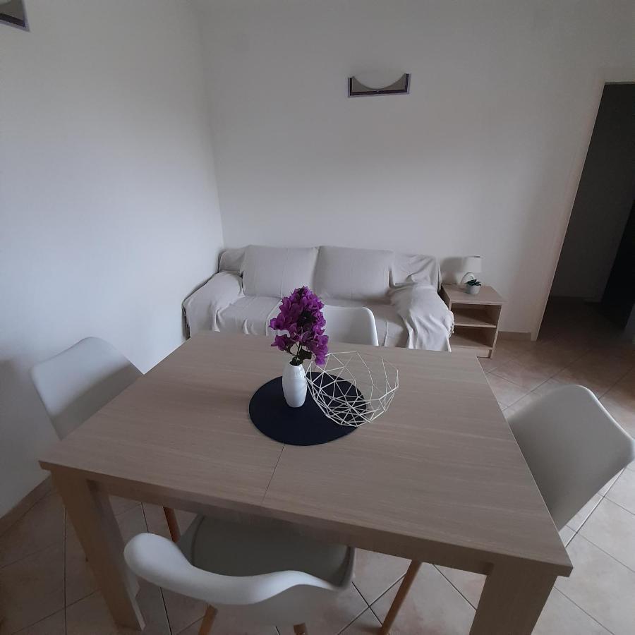Apartments Filipovic Biograd Na Moru Exterior photo