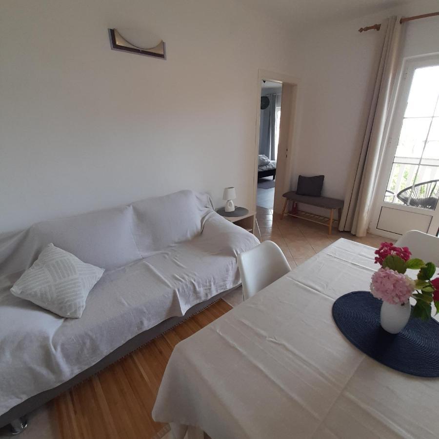 Apartments Filipovic Biograd Na Moru Exterior photo