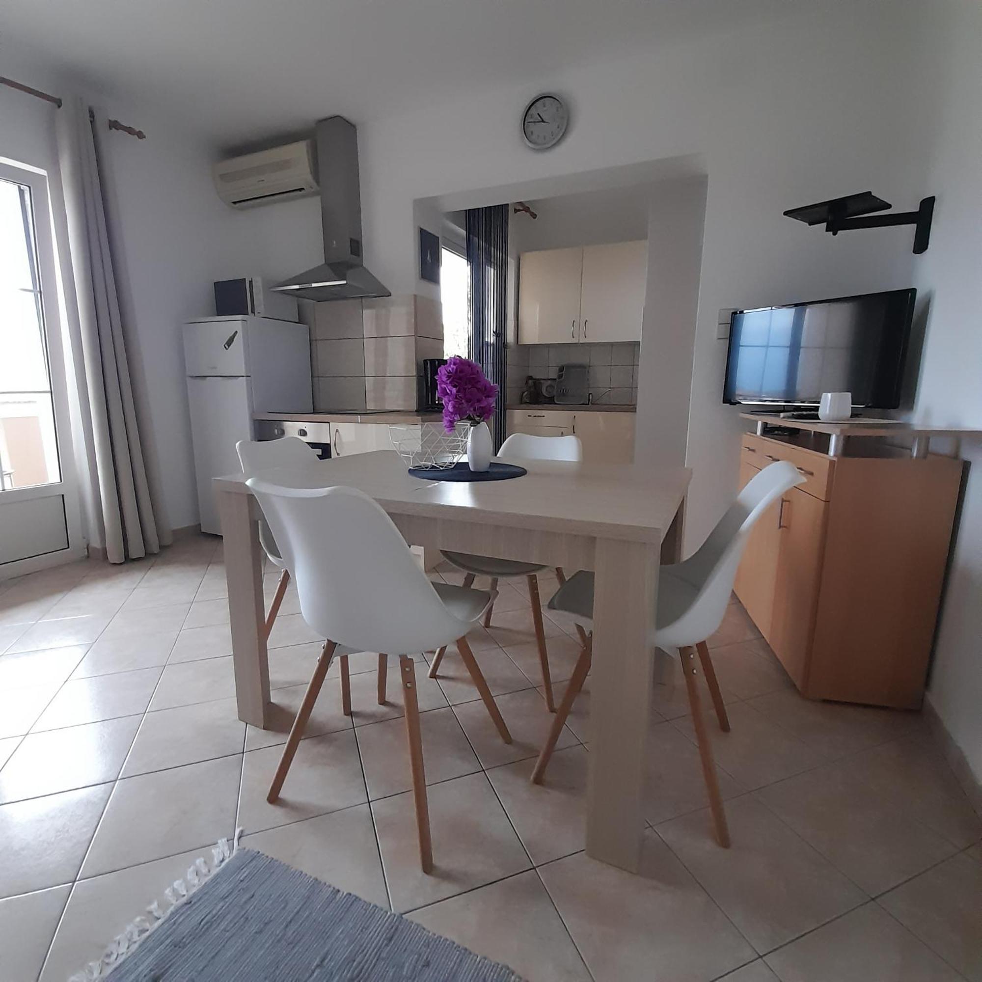 Apartments Filipovic Biograd Na Moru Exterior photo